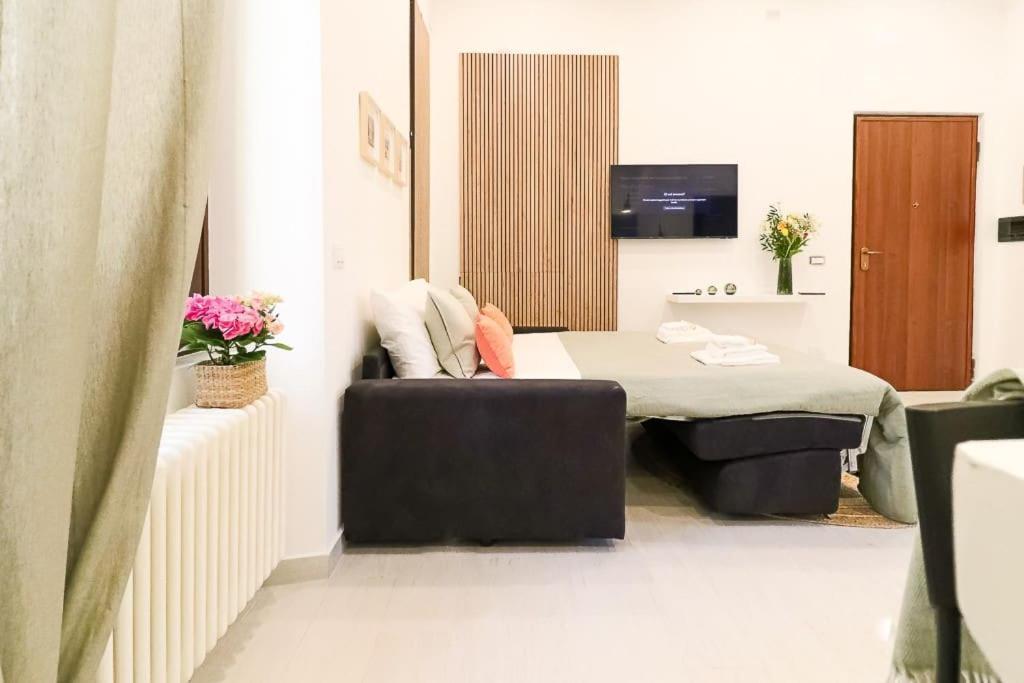 New Private Apt In Como A-C Self Check-In Exteriér fotografie