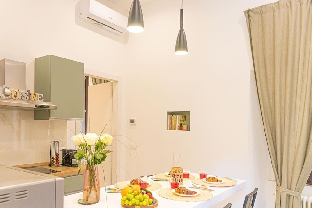 New Private Apt In Como A-C Self Check-In Exteriér fotografie