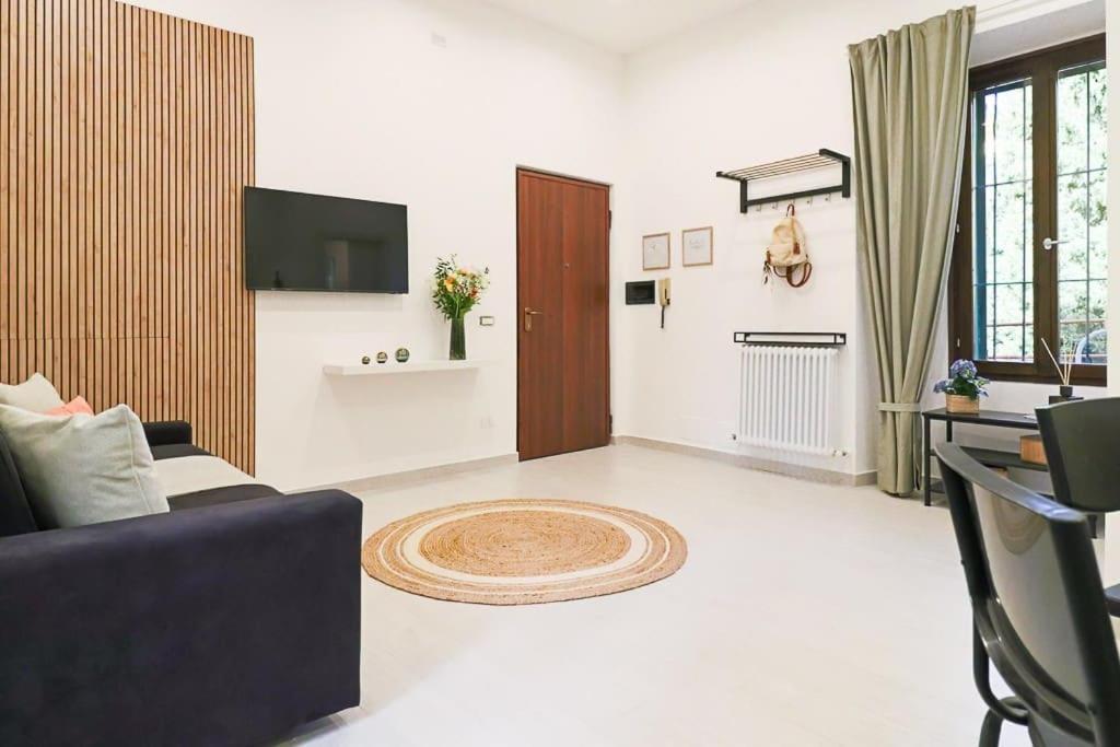 New Private Apt In Como A-C Self Check-In Exteriér fotografie
